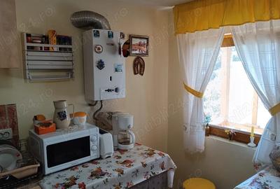 Casă cu 3 camere cu Teren 343 Mp în Poiana - 2