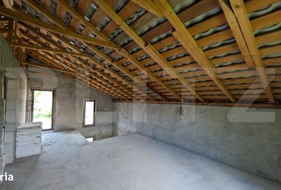 Casă cu 3 camere cu Teren 400 Mp în Răzvad