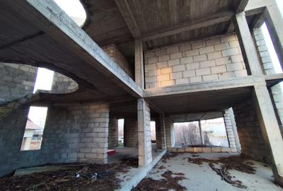 Casă individuală cu 11 camere cu Canalizare în Bărăbanț - 10