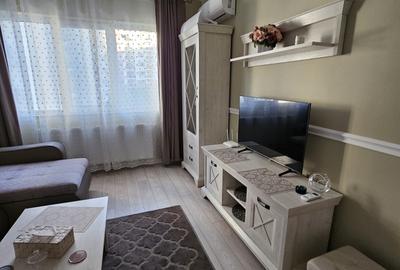 Apartament cu 2 camere decomandat în Regie