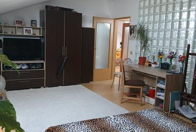 Apartament cu 3 camere decomandat, mobilat în Florești - 7