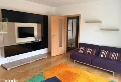 Apartament cu 3 camere în Medicină