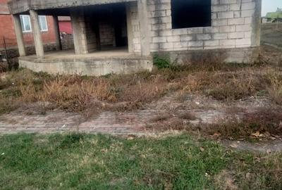 Casă cu 6 camere în Carani - 2