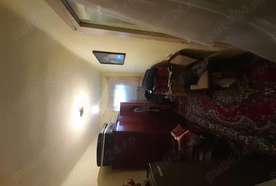 Casă cu 3 camere în Pucioasa - 8