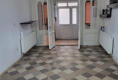 Spațiu comercial, de 68 mp, în 1 Decembrie - 2