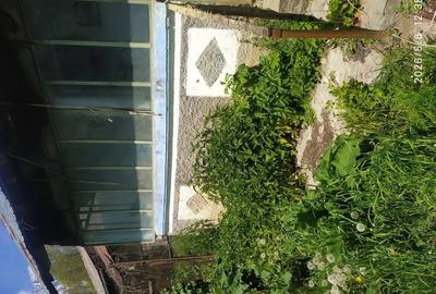 Casă cu 2 camere cu Teren 1100 Mp în Pucioasa-Sat