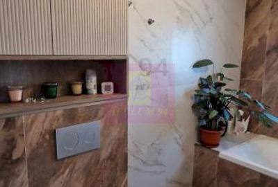 Casă cu 4 camere cu Teren 500 Mp în Gulia