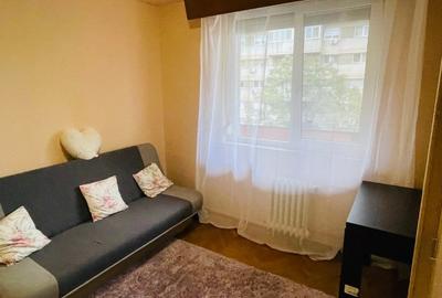 Apartament cu 3 camere decomandat în Cetății - 3