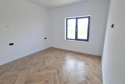 Casă individuală cu 4 camere cu Canalizare în Breazu - 11