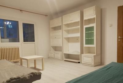 Apartament cu 3 camere decomandat în Unirii - 1