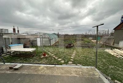 Casă cu Teren 500 Mp în Central - 1