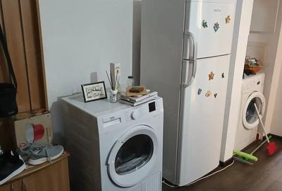 Apartament cu 2 camere decomandat în Ostroveni