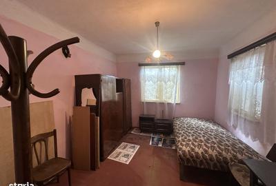 Casă cu 3 camere cu Teren 283 Mp în Malu Roșu