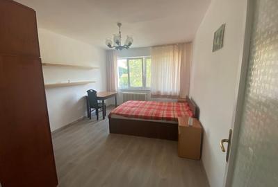 Apartament cu 3 camere decomandat, mobilat în Complex Studențesc - 1