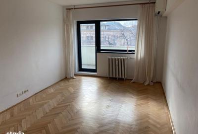 Apartament cu 3 camere decomandat în Văcăresti - 10