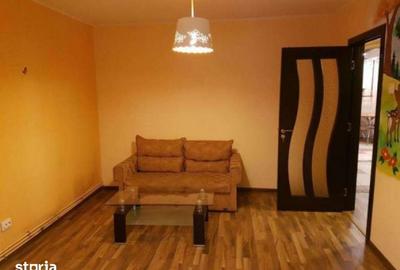 Apartament cu 3 camere decomandat în Berceni