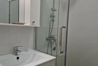 Garsonieră decomandată în Central - 2