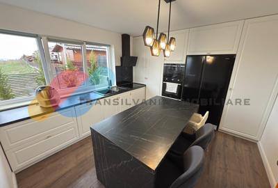 Duplex cu 4 camere cu Canalizare în Dezmir - 1
