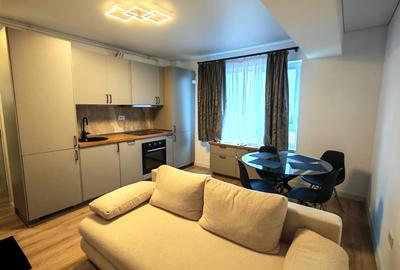Apartament cu 2 camere semidecomandat în Apărătorii Patriei