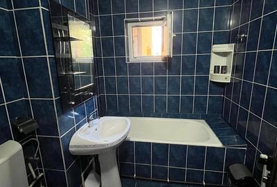 Apartament cu 3 camere decomandat în Găvana