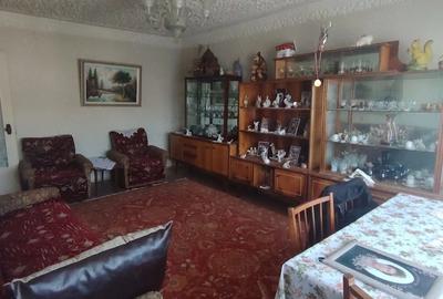 Apartament cu 3 camere decomandat în Central - 10