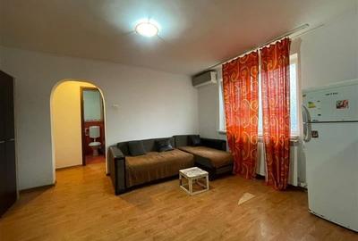 Apartament cu 3 camere semidecomandat, mobilat în Spitalului - 1