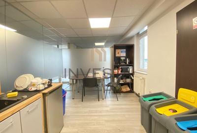 Apartament cu 4 camere decomandat, mobilat în Central - 8