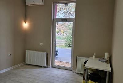 Spațiu comercial, de 40 mp, în Exterior Vest - 1