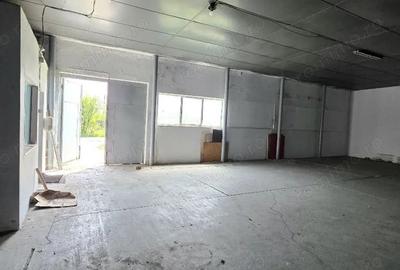 Spațiu comercial, de 200 mp, în Central - 1