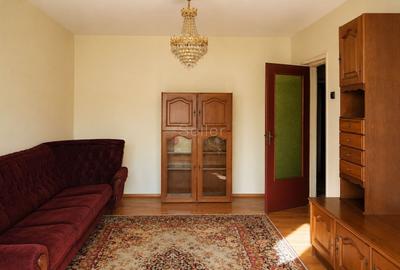 Apartament cu 3 camere decomandat în Județean - 1