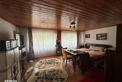 Casă cu 4 camere cu Teren 647 Mp în Central - 11