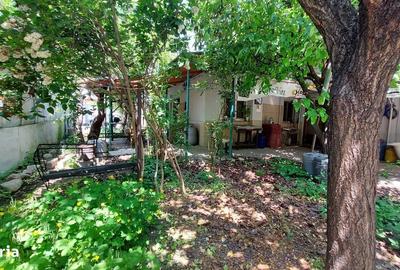 Casă cu 4 camere semidecomandat în Sintești - 12