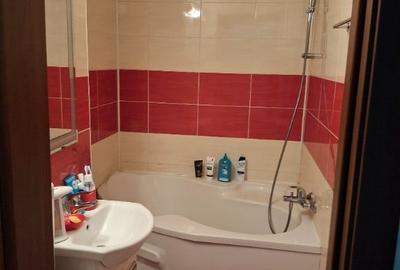 Apartament cu 2 camere semidecomandat în Berceni - 2