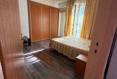 Garsonieră, mobilată în P-ța Romană - 1