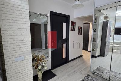 Apartament cu 3 camere decomandat în Crângași
