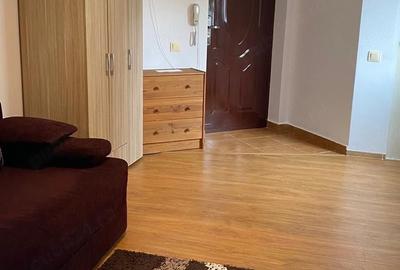 Garsonieră semidecomandată în Regie - 3