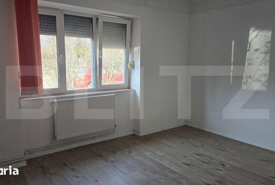 Casă cu 2 camere cu Teren 500 Mp în Botiz - 1