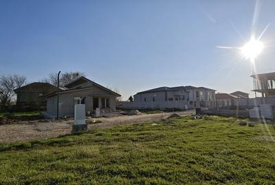 Teren de 386 mp, în Valu lui Traian - 4