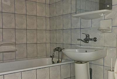 Apartament cu 3 camere în Obor