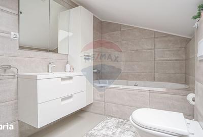 Apartament cu 4 camere, mobilat în Central - 15