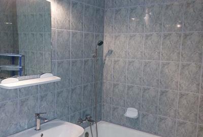 Apartament cu 3 camere în Muncii