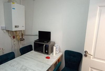 Apartament cu 3 camere decomandat în Exterior Vest - 3