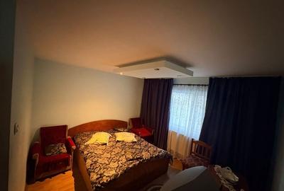 Apartament cu 3 camere decomandat în Micro 3