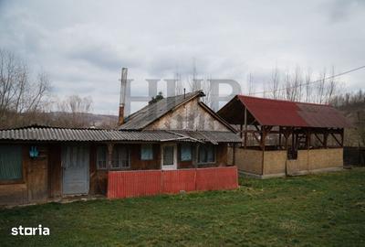 Casă cu 5 camere cu Canalizare în Strugari - 2