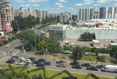 Apartament cu 4 camere decomandat în Lujerului