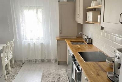 Apartament cu 2 camere decomandat în Plopilor - 2