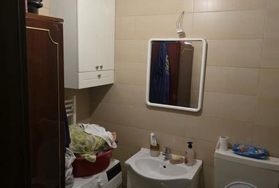 Apartament cu 3 camere decomandat în Berceni - 11