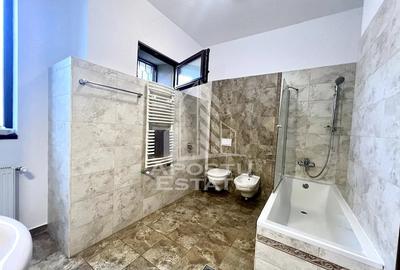 Apartament cu 2 camere decomandat în Lipovei