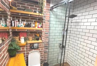 Apartament cu 3 camere semidecomandat, mobilat în Florești - 4