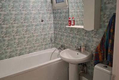 Apartament cu 2 camere decomandat în Drumul Taberei
